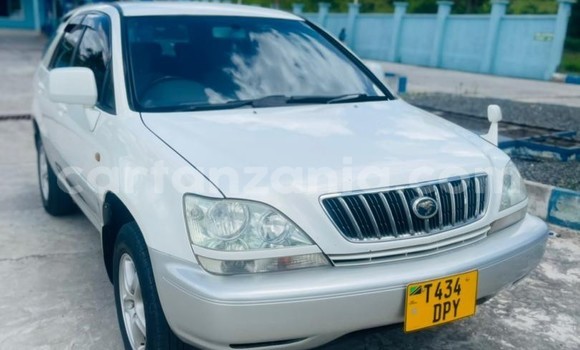Buy Used Toyota Harrier White Car in Dar es Salaam in Dar es Salaam Buy Used Toyota Harrier White Car in Dar es Salaam in Dar es Salaam