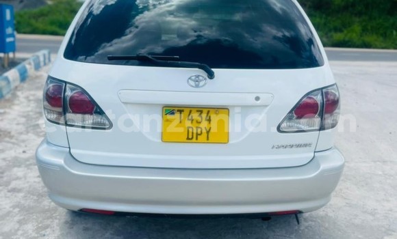 Buy Used Toyota Harrier White Car in Dar es Salaam in Dar es Salaam Buy Used Toyota Harrier White Car in Dar es Salaam in Dar es Salaam