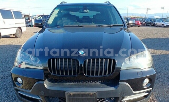 Nunua Imported BMW X5 Nyeusi Gari ndani ya Dar es Salaam nchini Dar es Salaam
