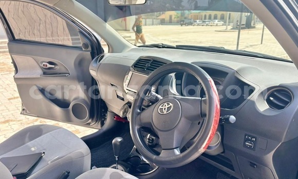 Nunua Imported Toyota IST Nyingine Gari ndani ya Dar es Salaam nchini Dar es Salaam Nunua Imported Toyota IST Nyingine Gari ndani ya Dar es Salaam nchini Dar es Salaam