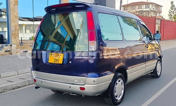 Buy Used Toyota Noah Blue Car in Bagamoyo in Pwani Buy Used Toyota Noah Blue Car in Bagamoyo in Pwani