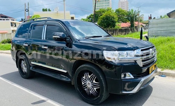 Buy Used Toyota Land Cruiser Black Car in Arusha in Arusha Buy Used Toyota Land Cruiser Black Car in Arusha in Arusha