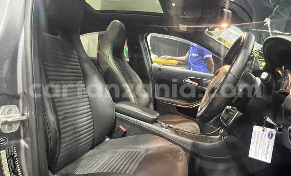 Nunua Ilio tumika Toyota Spacio Nyeupe Gari ndani ya Babati Mjini nchini Manyara Nunua Ilio tumika Toyota Spacio Nyeupe Gari ndani ya Babati Mjini nchini Manyara