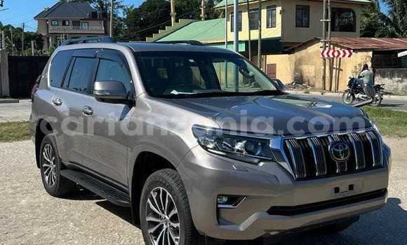 Buy Used Toyota Land Cruiser Black Car in Bahi in Dodoma