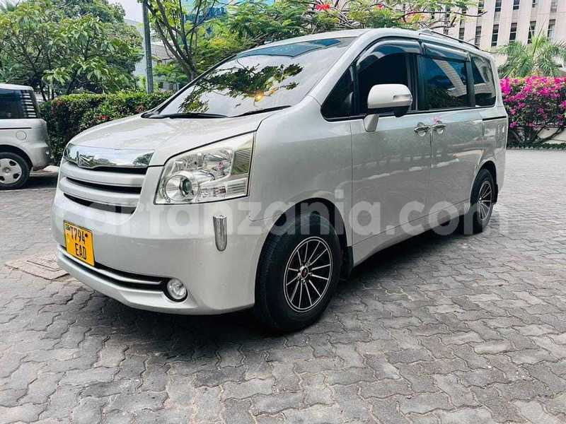 Big with watermark toyota noah dodoma bahi 20158