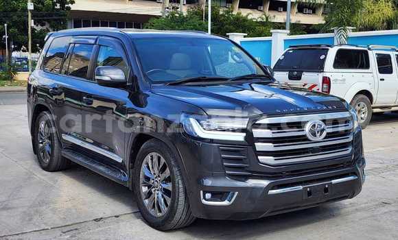 Nunua Ilio tumika Toyota Land Cruiser Nyeusi Gari ndani ya Bahi nchini Dodoma Nunua Ilio tumika Toyota Land Cruiser Nyeusi Gari ndani ya Bahi nchini Dodoma