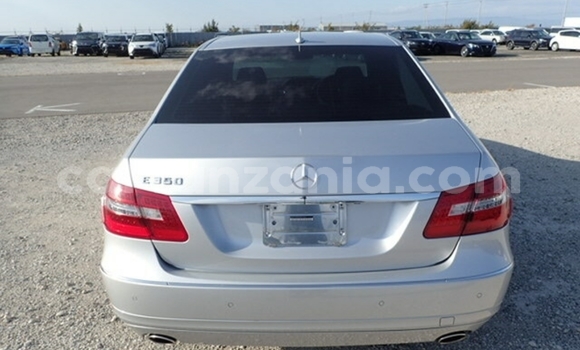 Nunua Imported Mercedes‒Benz E–Class Fedha Gari ndani ya Dar es Salaam nchini Dar es Salaam Nunua Imported Mercedes‒Benz E–Class Fedha Gari ndani ya Dar es Salaam nchini Dar es Salaam