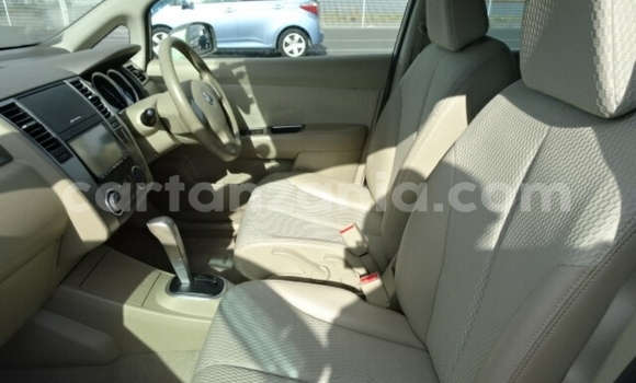 Nunua Imported Nissan Tiida Beige Gari ndani ya Dar es Salaam nchini Dar es Salaam Nunua Imported Nissan Tiida Beige Gari ndani ya Dar es Salaam nchini Dar es Salaam