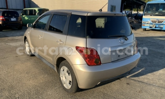 Nunua Imported Toyota IST Nyingine Gari ndani ya Dar es Salaam nchini Dar es Salaam Nunua Imported Toyota IST Nyingine Gari ndani ya Dar es Salaam nchini Dar es Salaam
