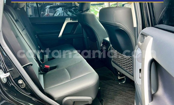 Nunua Mpya Toyota Land Cruiser Prado Nyeusi Gari ndani ya Dar es Salaam nchini Dar es Salaam Nunua Mpya Toyota Land Cruiser Prado Nyeusi Gari ndani ya Dar es Salaam nchini Dar es Salaam