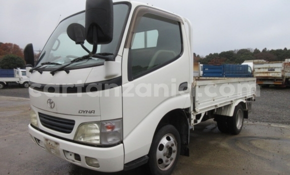 Buy Import Toyota Dyna White Truck in Dar es Salaam in Dar es Salaam Buy Import Toyota Dyna White Truck in Dar es Salaam in Dar es Salaam
