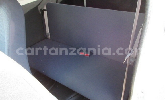 Nunua Imported Daihatsu Mira Nyeupe Gari ndani ya Dar es Salaam nchini Dar es Salaam Nunua Imported Daihatsu Mira Nyeupe Gari ndani ya Dar es Salaam nchini Dar es Salaam