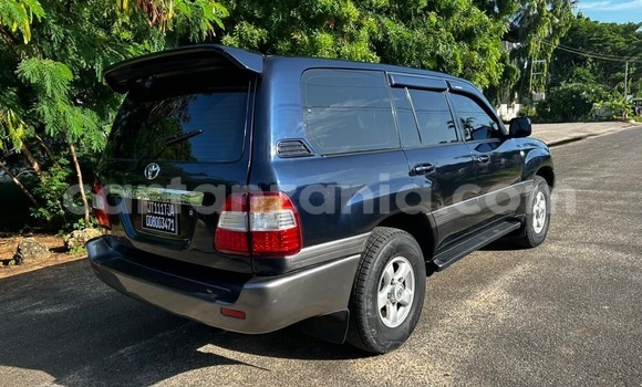 Nunua Imported Toyota Land Cruiser Nyingine Gari ndani ya Dar es Salaam nchini Dar es Salaam Nunua Imported Toyota Land Cruiser Nyingine Gari ndani ya Dar es Salaam nchini Dar es Salaam