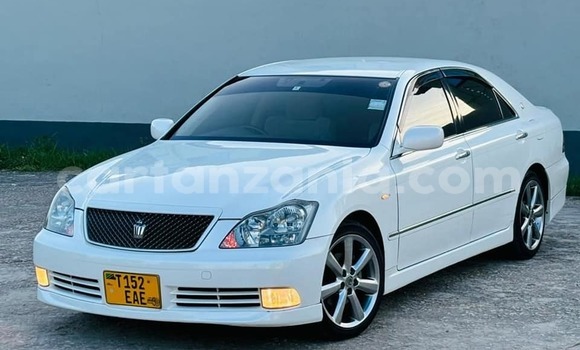 Buy Used Toyota Crown Other Car in Dar es Salaam in Dar es Salaam Buy Used Toyota Crown Other Car in Dar es Salaam in Dar es Salaam