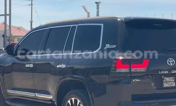 Buy Used Toyota Land Cruiser Black Car in Dar es Salaam in Dar es Salaam Buy Used Toyota Land Cruiser Black Car in Dar es Salaam in Dar es Salaam