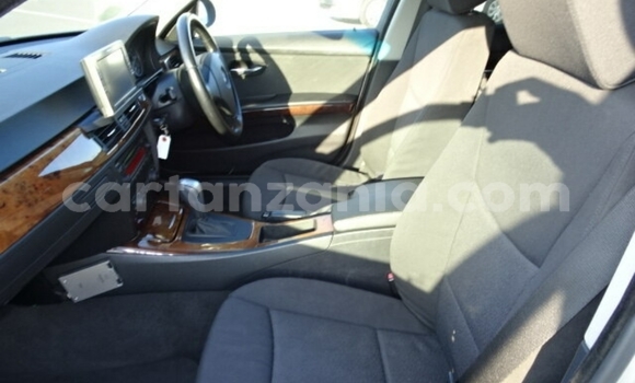Nunua Imported BMW 3–Series Fedha Gari ndani ya Dar es Salaam nchini Dar es Salaam Nunua Imported BMW 3–Series Fedha Gari ndani ya Dar es Salaam nchini Dar es Salaam