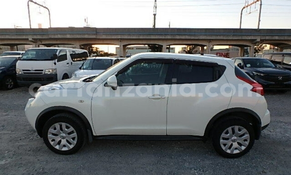 Nunua Imported Nissan Juke Nyeupe Gari ndani ya Dar es Salaam nchini Dar es Salaam Nunua Imported Nissan Juke Nyeupe Gari ndani ya Dar es Salaam nchini Dar es Salaam