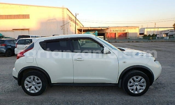 Nunua Imported Nissan Juke Nyeupe Gari ndani ya Dar es Salaam nchini Dar es Salaam Nunua Imported Nissan Juke Nyeupe Gari ndani ya Dar es Salaam nchini Dar es Salaam