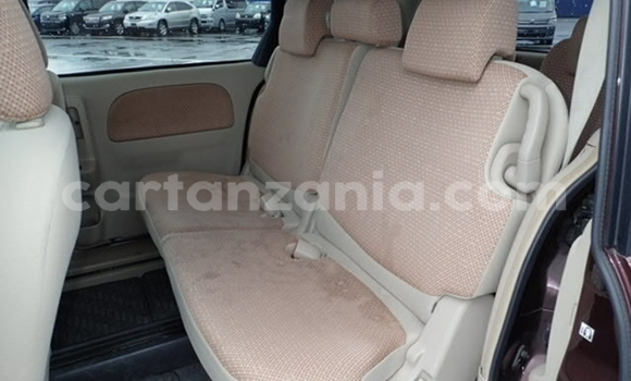 Nunua Imported Toyota Sienta Brown Gari ndani ya Dar es Salaam nchini Dar es Salaam Nunua Imported Toyota Sienta Brown Gari ndani ya Dar es Salaam nchini Dar es Salaam