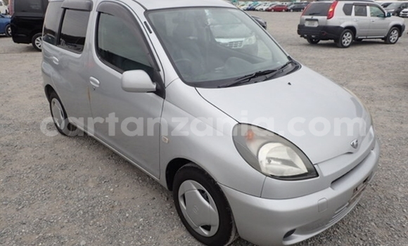 Nunua Imported Toyota FunCargo Fedha Gari ndani ya Dar es Salaam nchini Dar es Salaam Nunua Imported Toyota FunCargo Fedha Gari ndani ya Dar es Salaam nchini Dar es Salaam