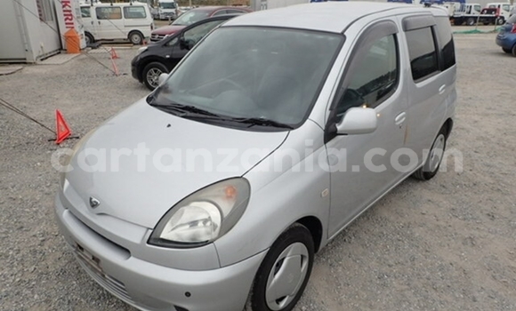 Nunua Imported Toyota FunCargo Fedha Gari ndani ya Dar es Salaam nchini Dar es Salaam Nunua Imported Toyota FunCargo Fedha Gari ndani ya Dar es Salaam nchini Dar es Salaam