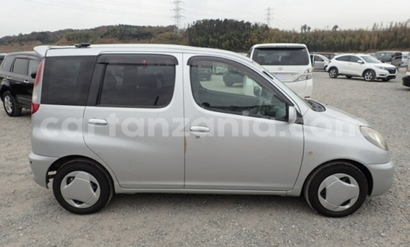 Nunua Imported Toyota FunCargo Fedha Gari ndani ya Dar es Salaam nchini Dar es Salaam Nunua Imported Toyota FunCargo Fedha Gari ndani ya Dar es Salaam nchini Dar es Salaam