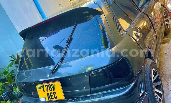 Nunua Ilio tumika Toyota Starlet Fedha Gari ndani ya Ilala nchini Dar es Salaam Nunua Ilio tumika Toyota Starlet Fedha Gari ndani ya Ilala nchini Dar es Salaam
