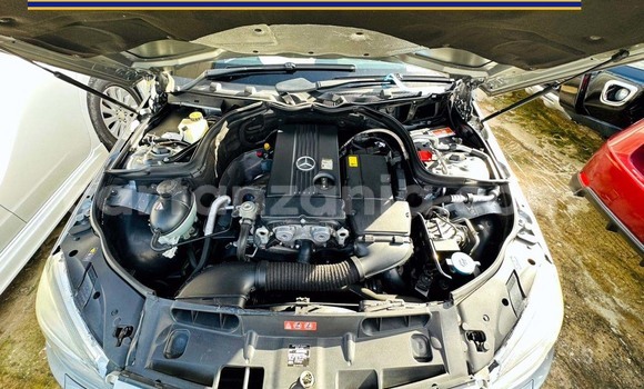 Nunua Mpya Mercedes-Benz C-Classe Fedha Gari ndani ya Dar es Salaam nchini Dar es Salaam Nunua Mpya Mercedes-Benz C-Classe Fedha Gari ndani ya Dar es Salaam nchini Dar es Salaam