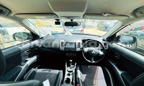 Nunua Mpya Mitsubishi Outlander Nyeusi Gari ndani ya Dar es Salaam nchini Dar es Salaam Nunua Mpya Mitsubishi Outlander Nyeusi Gari ndani ya Dar es Salaam nchini Dar es Salaam