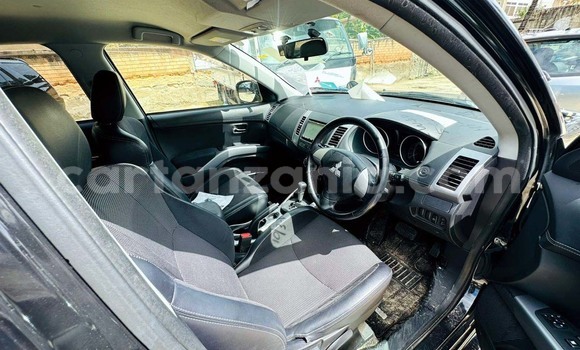 Nunua Mpya Mitsubishi Outlander Nyeusi Gari ndani ya Dar es Salaam nchini Dar es Salaam Nunua Mpya Mitsubishi Outlander Nyeusi Gari ndani ya Dar es Salaam nchini Dar es Salaam