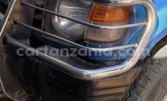 Buy Used Mitsubishi Pajero Blue Car in Bagamoyo in Pwani