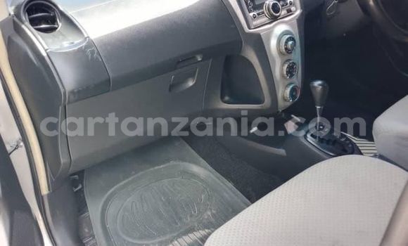 Nunua Ilio tumika Toyota Vitz Nyingine Gari ndani ya Bariadi nchini Simiyu Nunua Ilio tumika Toyota Vitz Nyingine Gari ndani ya Bariadi nchini Simiyu