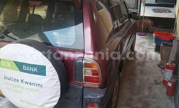 Nunua Ilio tumika Toyota RAV4 Nyekundu Gari ndani ya Bariadi nchini Simiyu Nunua Ilio tumika Toyota RAV4 Nyekundu Gari ndani ya Bariadi nchini Simiyu
