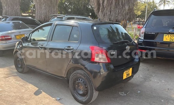 Nunua Ilio tumika Toyota Vitz Nyeusi Gari ndani ya Bahi nchini Dodoma Nunua Ilio tumika Toyota Vitz Nyeusi Gari ndani ya Bahi nchini Dodoma