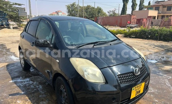 Nunua Ilio tumika Toyota Vitz Nyeusi Gari ndani ya Bahi nchini Dodoma Nunua Ilio tumika Toyota Vitz Nyeusi Gari ndani ya Bahi nchini Dodoma