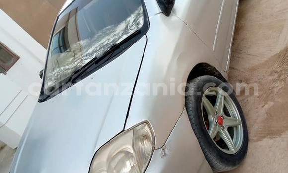 Nunua Ilio tumika Toyota Runx Nyingine Gari ndani ya Biharamulo nchini Kagera