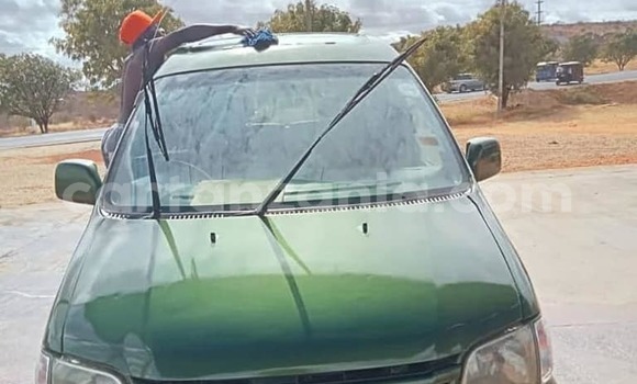 Nunua Ilio tumika Toyota Noah Nyingine Gari ndani ya Bariadi nchini Simiyu