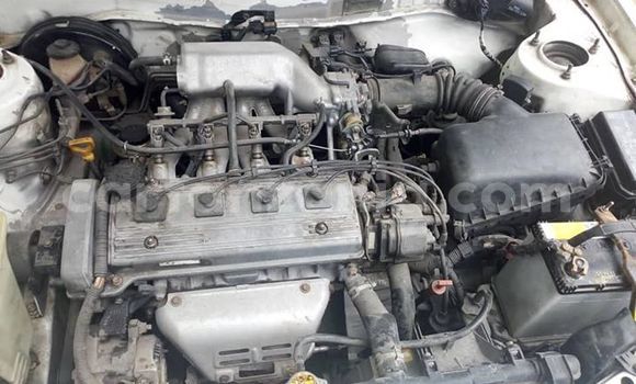 Nunua Ilio tumika Toyota Corolla Nyeupe Gari ndani ya Dar es Salaam nchini Dar es Salaam Nunua Ilio tumika Toyota Corolla Nyeupe Gari ndani ya Dar es Salaam nchini Dar es Salaam