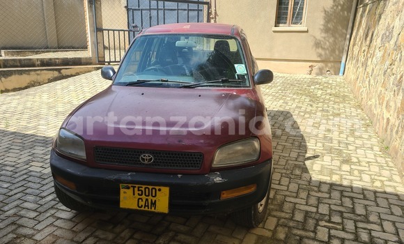 Nunua Ilio tumika Toyota RAV4 Nyekundu Gari ndani ya Iringa nchini Iringa Nunua Ilio tumika Toyota RAV4 Nyekundu Gari ndani ya Iringa nchini Iringa