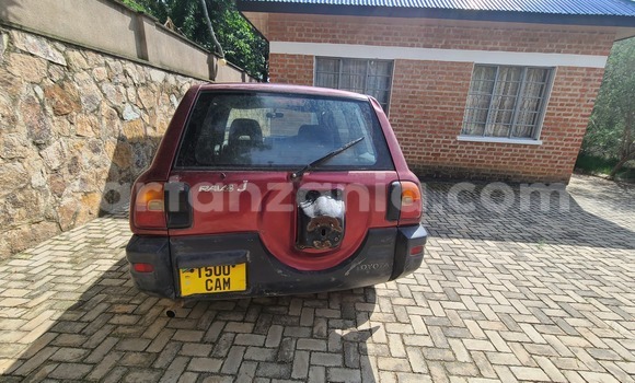 Nunua Ilio tumika Toyota RAV4 Nyekundu Gari ndani ya Iringa nchini Iringa Nunua Ilio tumika Toyota RAV4 Nyekundu Gari ndani ya Iringa nchini Iringa