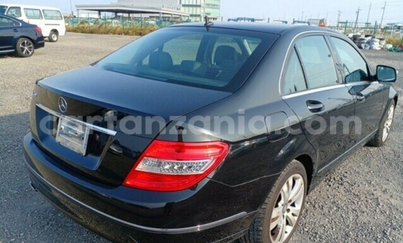 Nunua Imported Mercedes‒Benz C–Class Nyeusi Gari ndani ya Dar es Salaam nchini Dar es Salaam Nunua Imported Mercedes‒Benz C–Class Nyeusi Gari ndani ya Dar es Salaam nchini Dar es Salaam