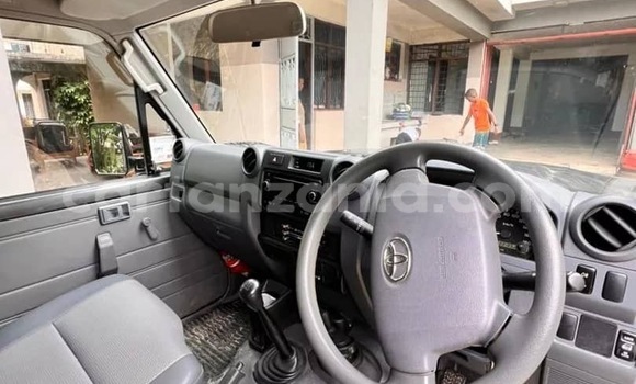 Buy Used Toyota Land Cruiser Other Car in Dar es Salaam in Dar es Salaam Buy Used Toyota Land Cruiser Other Car in Dar es Salaam in Dar es Salaam
