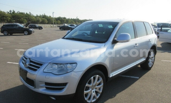 Buy Import Volkswagen Touareg Silver Car in Dar es Salaam in Dar es Salaam Buy Import Volkswagen Touareg Silver Car in Dar es Salaam in Dar es Salaam