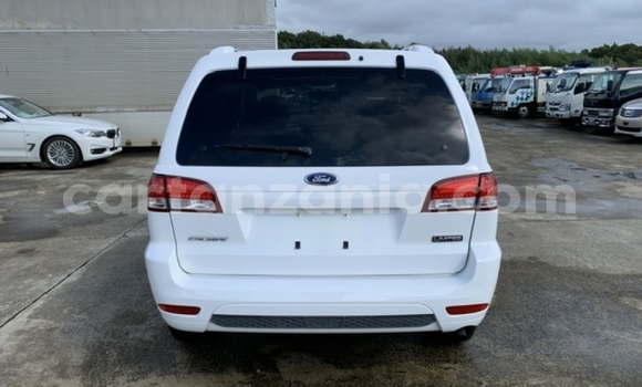 Nunua Imported Ford Escape Nyeupe Gari ndani ya Dar es Salaam nchini Dar es Salaam Nunua Imported Ford Escape Nyeupe Gari ndani ya Dar es Salaam nchini Dar es Salaam