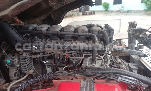 Nunua Mpya Scania R420 Nyeupe Lori ndani ya Dar es Salaam nchini Dar es Salaam Nunua Mpya Scania R420 Nyeupe Lori ndani ya Dar es Salaam nchini Dar es Salaam