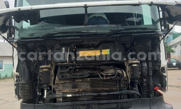 Nunua Mpya Scania R420 Nyeupe Lori ndani ya Dar es Salaam nchini Dar es Salaam Nunua Mpya Scania R420 Nyeupe Lori ndani ya Dar es Salaam nchini Dar es Salaam