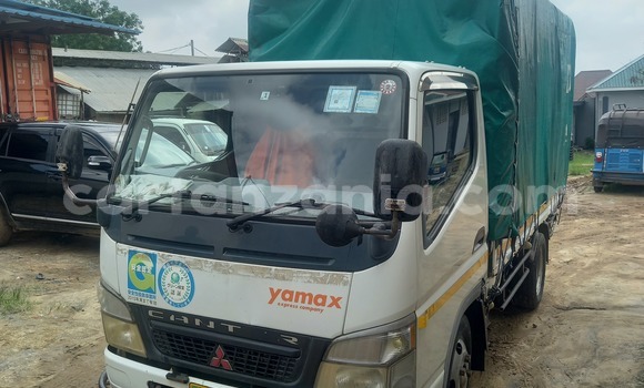 Buy Used Mitsubishi Van White Truck in Dar es Salaam in Dar es Salaam Buy Used Mitsubishi Van White Truck in Dar es Salaam in Dar es Salaam