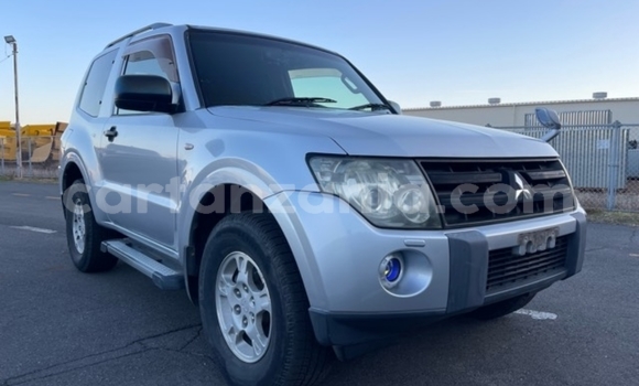 Buy Import Mitsubishi Pajero Silver Car in Dar es Salaam in Dar es Salaam Buy Import Mitsubishi Pajero Silver Car in Dar es Salaam in Dar es Salaam