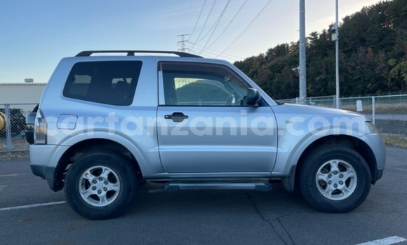 Buy Import Mitsubishi Pajero Silver Car in Dar es Salaam in Dar es Salaam Buy Import Mitsubishi Pajero Silver Car in Dar es Salaam in Dar es Salaam