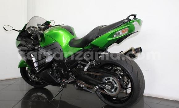 Nunua Ilio tumika Kawasaki ZZR Kijani Bike ndani ya Dar es Salaam nchini Dar es Salaam Nunua Ilio tumika Kawasaki ZZR Kijani Bike ndani ya Dar es Salaam nchini Dar es Salaam